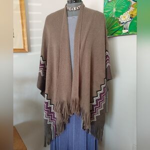 Ruana Poncho with fringe women (219)